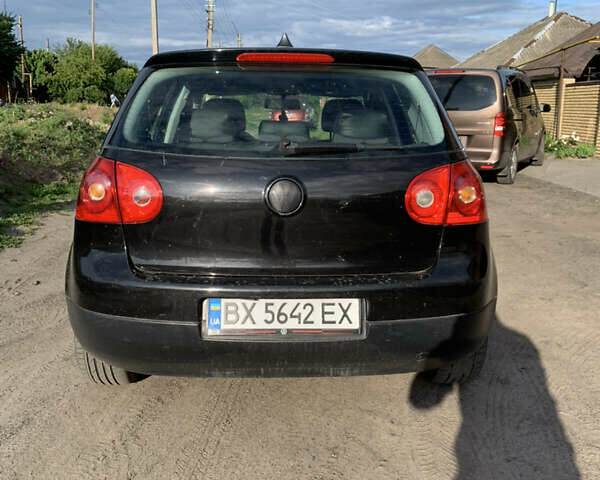 Черный Фольксваген Гольф, объемом двигателя 1.6 л и пробегом 297 тыс. км за 4900 $, фото 4 на Automoto.ua