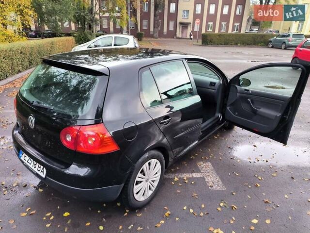 Чорний Фольксваген Гольф, об'ємом двигуна 1.39 л та пробігом 280 тис. км за 5600 $, фото 14 на Automoto.ua