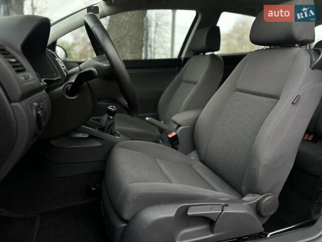 Чорний Фольксваген Гольф, об'ємом двигуна 1.4 л та пробігом 237 тис. км за 5100 $, фото 25 на Automoto.ua