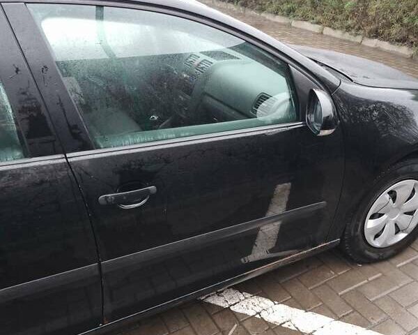 Черный Фольксваген Гольф, объемом двигателя 1.6 л и пробегом 260 тыс. км за 4900 $, фото 2 на Automoto.ua