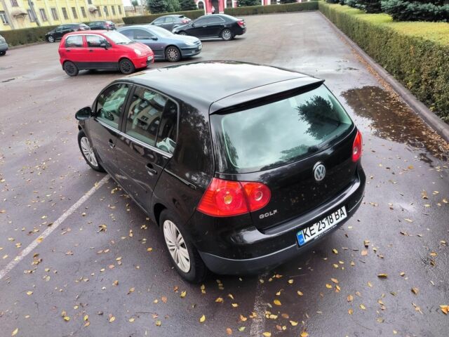 Чорний Фольксваген Гольф, об'ємом двигуна 1.4 л та пробігом 280 тис. км за 5600 $, фото 1 на Automoto.ua