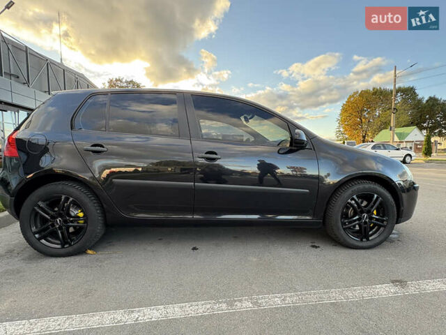 Черный Фольксваген Гольф, объемом двигателя 1.6 л и пробегом 216 тыс. км за 6100 $, фото 3 на Automoto.ua