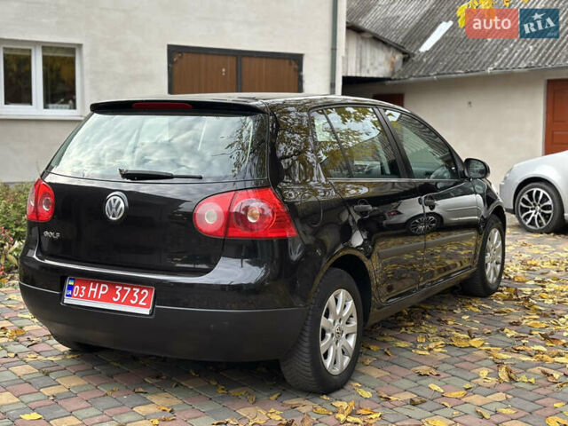 Черный Фольксваген Гольф, объемом двигателя 1.4 л и пробегом 270 тыс. км за 5049 $, фото 2 на Automoto.ua