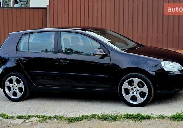 Черный Фольксваген Гольф, объемом двигателя 1.6 л и пробегом 210 тыс. км за 7299 $, фото 14 на Automoto.ua