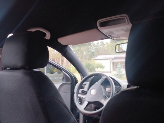 Чорний Фольксваген Гольф, об'ємом двигуна 0 л та пробігом 170 тис. км за 5200 $, фото 5 на Automoto.ua