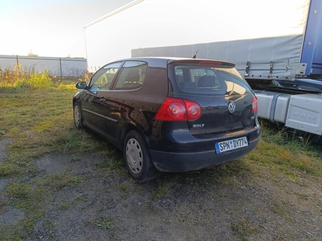 Чорний Фольксваген Гольф, об'ємом двигуна 1 л та пробігом 324 тис. км за 1600 $, фото 8 на Automoto.ua