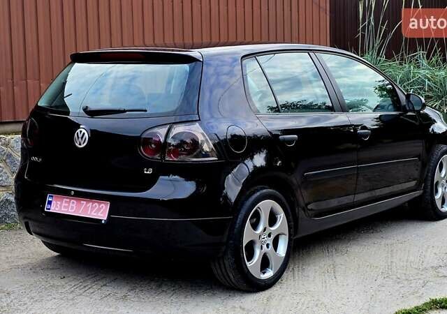 Черный Фольксваген Гольф, объемом двигателя 1.6 л и пробегом 210 тыс. км за 7299 $, фото 19 на Automoto.ua