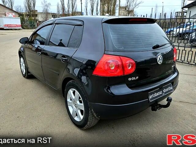 Черный Фольксваген Гольф, объемом двигателя 1.6 л и пробегом 285 тыс. км за 5700 $, фото 2 на Automoto.ua