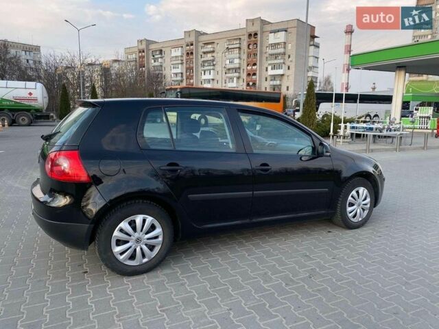 Черный Фольксваген Гольф, объемом двигателя 1.39 л и пробегом 199 тыс. км за 4950 $, фото 7 на Automoto.ua