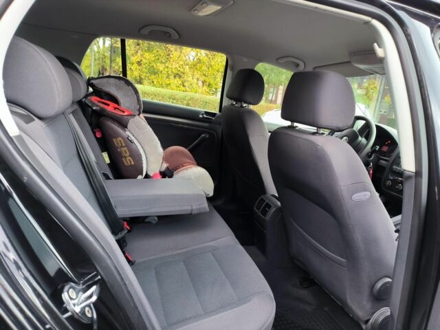 Чорний Фольксваген Гольф, об'ємом двигуна 1.4 л та пробігом 280 тис. км за 5600 $, фото 3 на Automoto.ua