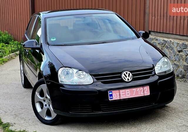 Черный Фольксваген Гольф, объемом двигателя 1.6 л и пробегом 210 тыс. км за 7299 $, фото 7 на Automoto.ua