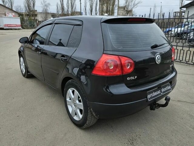 Черный Фольксваген Гольф, объемом двигателя 1.6 л и пробегом 280 тыс. км за 5900 $, фото 2 на Automoto.ua