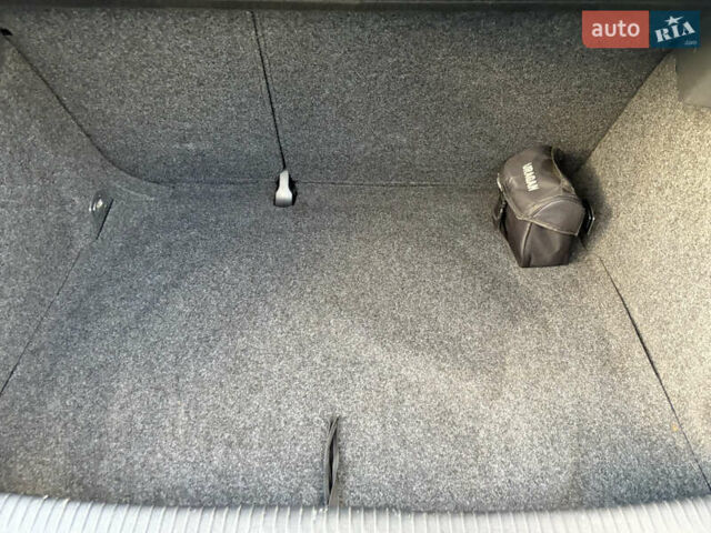 Черный Фольксваген Гольф, объемом двигателя 1.6 л и пробегом 216 тыс. км за 6100 $, фото 21 на Automoto.ua