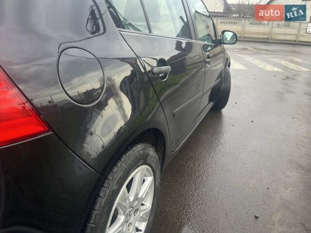 Черный Фольксваген Гольф, объемом двигателя 1.4 л и пробегом 225 тыс. км за 4500 $, фото 15 на Automoto.ua