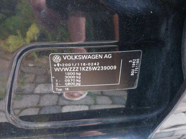 Черный Фольксваген Гольф, объемом двигателя 1.6 л и пробегом 223 тыс. км за 6400 $, фото 20 на Automoto.ua