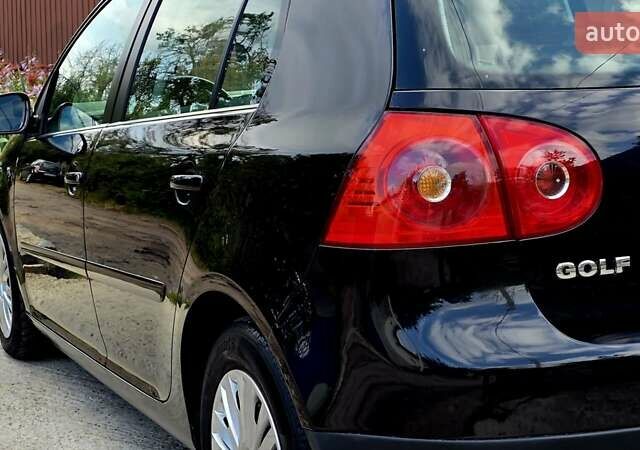 Чорний Фольксваген Гольф, об'ємом двигуна 1.6 л та пробігом 221 тис. км за 7399 $, фото 23 на Automoto.ua