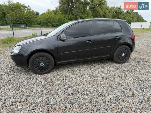 Черный Фольксваген Гольф, объемом двигателя 1.6 л и пробегом 256 тыс. км за 5800 $, фото 8 на Automoto.ua