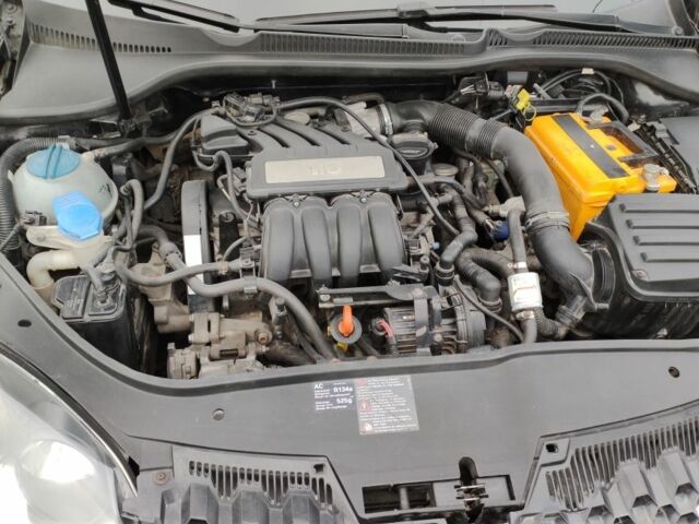 Чорний Фольксваген Гольф, об'ємом двигуна 1.6 л та пробігом 230 тис. км за 3750 $, фото 4 на Automoto.ua