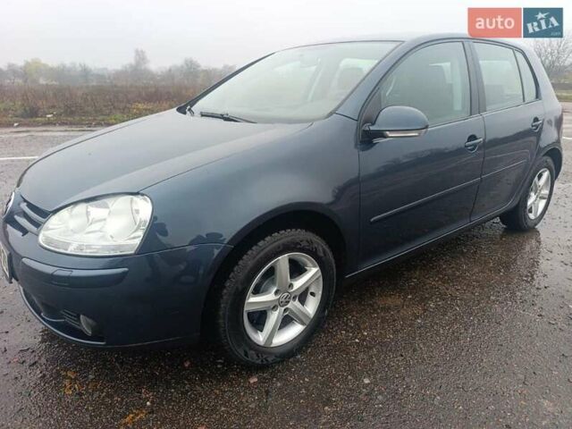 Черный Фольксваген Гольф, объемом двигателя 1.6 л и пробегом 202 тыс. км за 5999 $, фото 24 на Automoto.ua