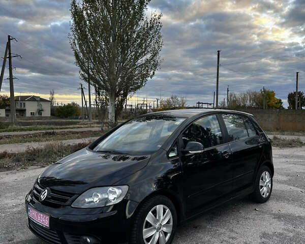 Черный Фольксваген Гольф, объемом двигателя 1.6 л и пробегом 89 тыс. км за 6500 $, фото 24 на Automoto.ua