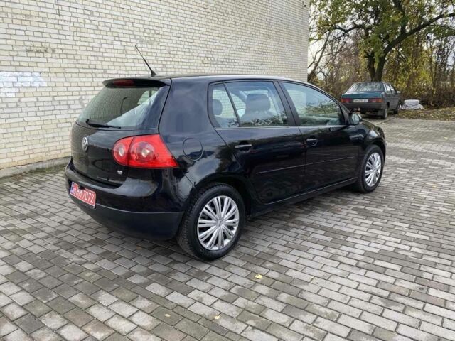 Черный Фольксваген Гольф, объемом двигателя 1.6 л и пробегом 194 тыс. км за 6000 $, фото 1 на Automoto.ua