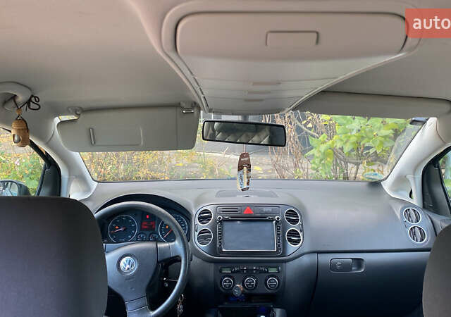 Чорний Фольксваген Гольф, об'ємом двигуна 1.6 л та пробігом 240 тис. км за 4700 $, фото 11 на Automoto.ua