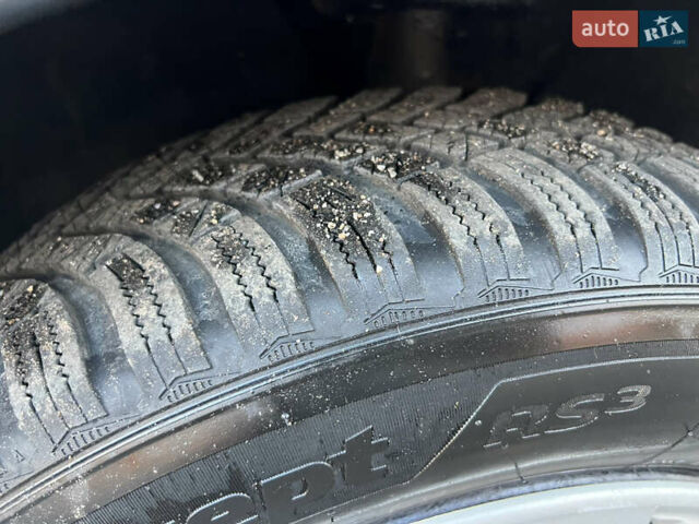 Чорний Фольксваген Гольф, об'ємом двигуна 1.6 л та пробігом 181 тис. км за 5899 $, фото 34 на Automoto.ua