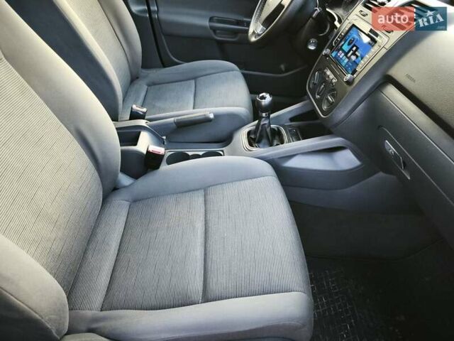 Фольксваген Гольф 2006 в Хмельницком на Automoto.ua Черный Фольксваген Гольф, объемом двигателя 1.6 л и пробегом 247 тыс. км за 6400 $, фото 66 на Automoto.ua