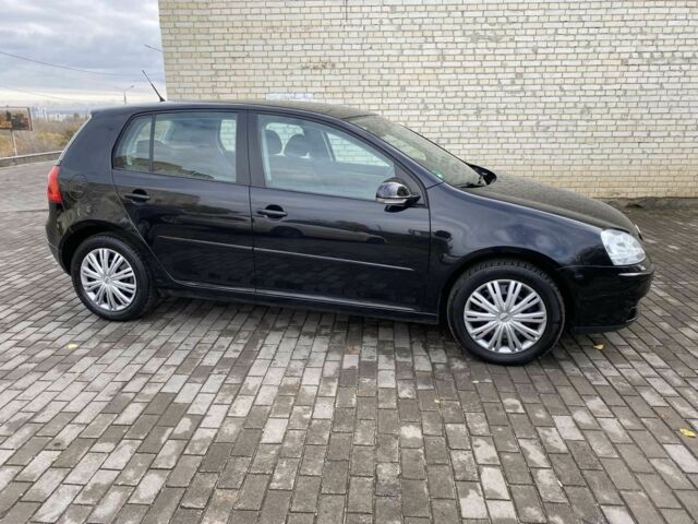 Черный Фольксваген Гольф, объемом двигателя 1.6 л и пробегом 194 тыс. км за 6000 $, фото 6 на Automoto.ua