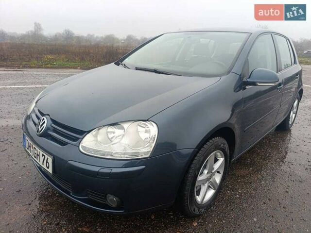 Черный Фольксваген Гольф, объемом двигателя 1.6 л и пробегом 202 тыс. км за 5999 $, фото 25 на Automoto.ua