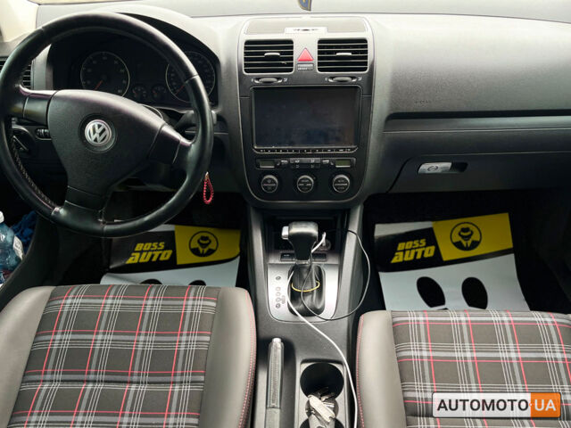 Черный Фольксваген Гольф, объемом двигателя 1.6 л и пробегом 240 тыс. км за 7900 $, фото 15 на Automoto.ua