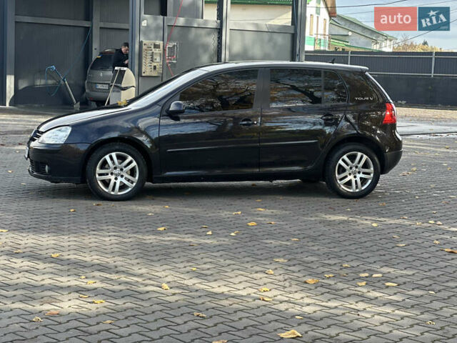 Черный Фольксваген Гольф, объемом двигателя 1.9 л и пробегом 320 тыс. км за 5800 $, фото 14 на Automoto.ua