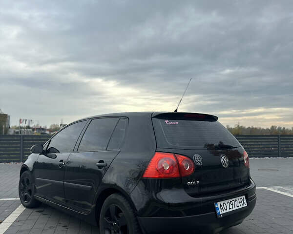 Черный Фольксваген Гольф, объемом двигателя 1.4 л и пробегом 234 тыс. км за 4500 $, фото 14 на Automoto.ua