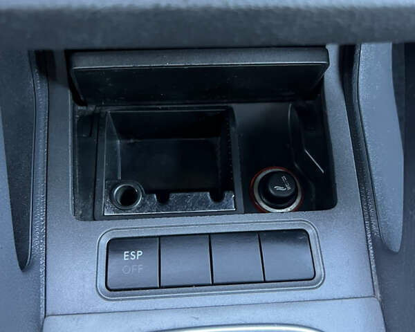 Чорний Фольксваген Гольф, об'ємом двигуна 1.6 л та пробігом 181 тис. км за 5899 $, фото 23 на Automoto.ua