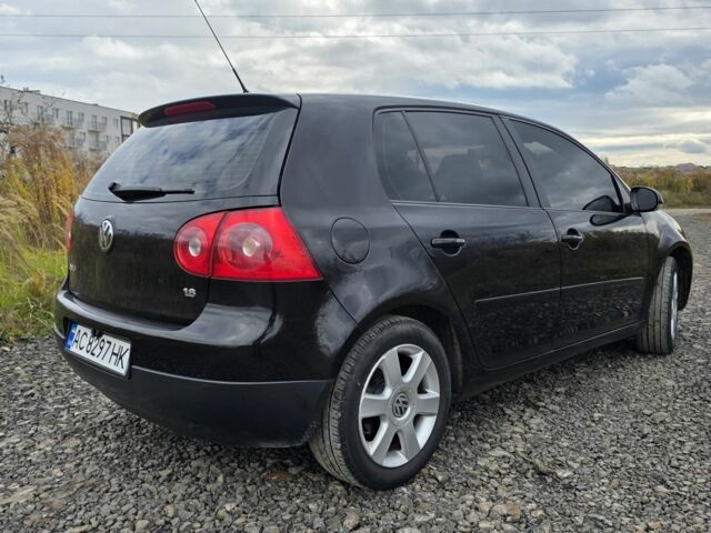 Черный Фольксваген Гольф, объемом двигателя 1.6 л и пробегом 220 тыс. км за 5250 $, фото 4 на Automoto.ua