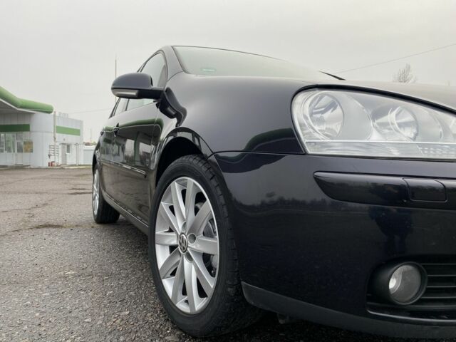 Чорний Фольксваген Гольф, об'ємом двигуна 1.4 л та пробігом 220 тис. км за 5900 $, фото 1 на Automoto.ua