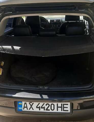 Чорний Фольксваген Гольф, об'ємом двигуна 1.6 л та пробігом 267 тис. км за 6500 $, фото 9 на Automoto.ua