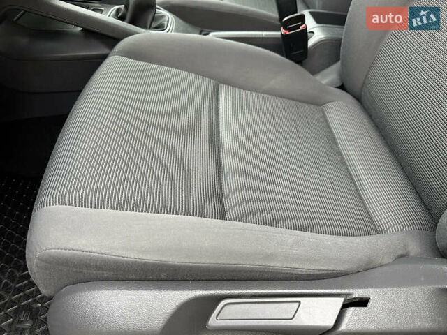 Черный Фольксваген Гольф, объемом двигателя 1.4 л и пробегом 187 тыс. км за 6500 $, фото 32 на Automoto.ua