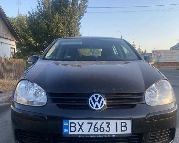 Черный Фольксваген Гольф, объемом двигателя 1.6 л и пробегом 218 тыс. км за 6300 $, фото 3 на Automoto.ua