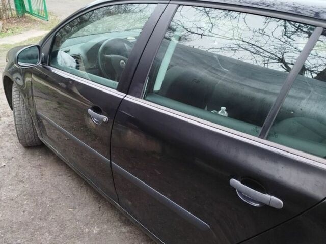 Чорний Фольксваген Гольф, об'ємом двигуна 1.6 л та пробігом 220 тис. км за 5300 $, фото 1 на Automoto.ua