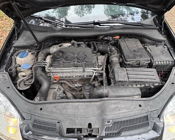 Чорний Фольксваген Гольф, об'ємом двигуна 1.9 л та пробігом 243 тис. км за 5800 $, фото 9 на Automoto.ua