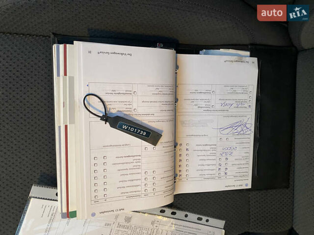 Чорний Фольксваген Гольф, об'ємом двигуна 1.6 л та пробігом 233 тис. км за 6800 $, фото 46 на Automoto.ua