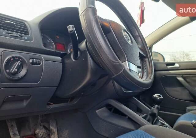 Чорний Фольксваген Гольф, об'ємом двигуна 1.9 л та пробігом 356 тис. км за 5000 $, фото 34 на Automoto.ua