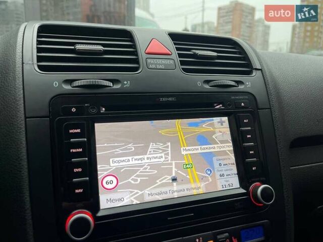 Черный Фольксваген Гольф, объемом двигателя 1.39 л и пробегом 268 тыс. км за 6490 $, фото 23 на Automoto.ua