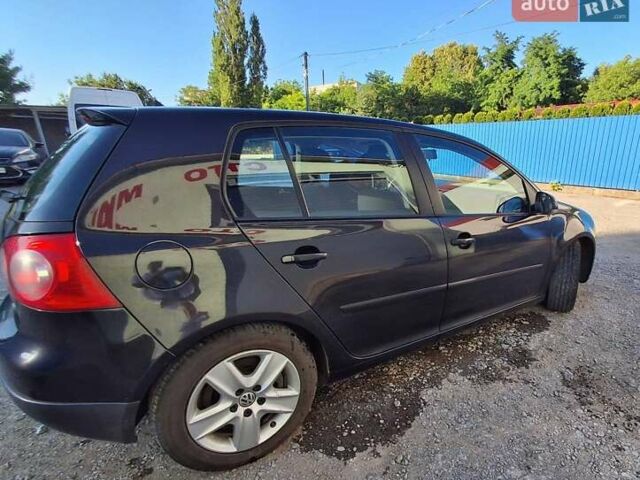 Чорний Фольксваген Гольф, об'ємом двигуна 1.39 л та пробігом 230 тис. км за 5200 $, фото 6 на Automoto.ua