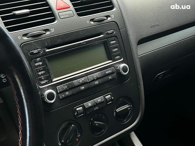 Чорний Фольксваген Гольф, об'ємом двигуна 1.6 л та пробігом 255 тис. км за 4990 $, фото 20 на Automoto.ua