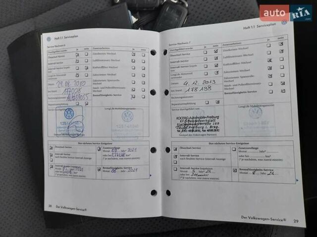 Черный Фольксваген Гольф, объемом двигателя 1.6 л и пробегом 260 тыс. км за 5399 $, фото 42 на Automoto.ua