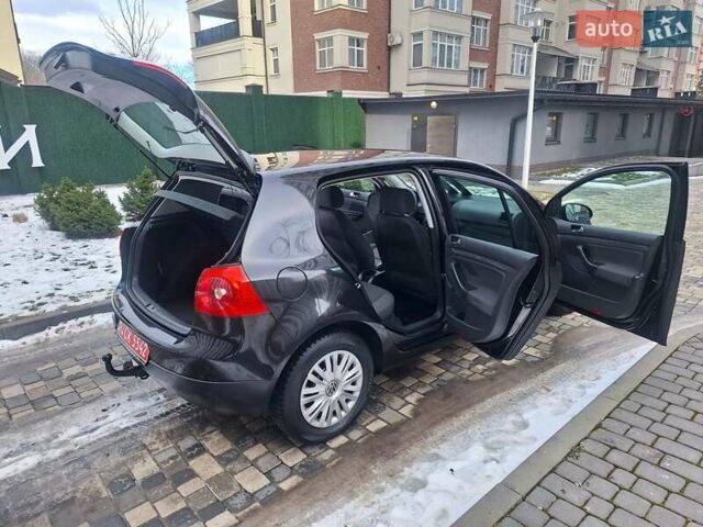 Чорний Фольксваген Гольф, об'ємом двигуна 1.6 л та пробігом 220 тис. км за 6750 $, фото 28 на Automoto.ua