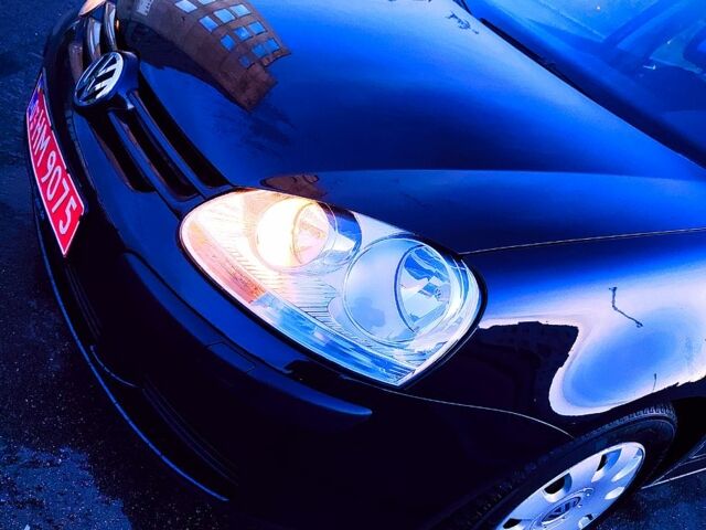 Черный Фольксваген Гольф, объемом двигателя 1.6 л и пробегом 223 тыс. км за 5350 $, фото 6 на Automoto.ua