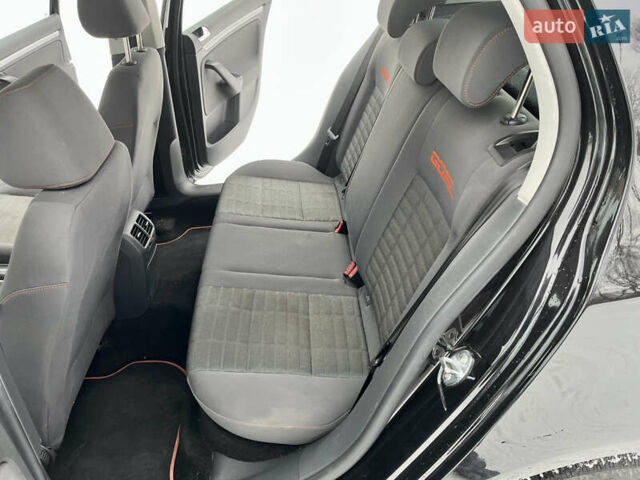 Черный Фольксваген Гольф, объемом двигателя 1.4 л и пробегом 244 тыс. км за 5699 $, фото 13 на Automoto.ua